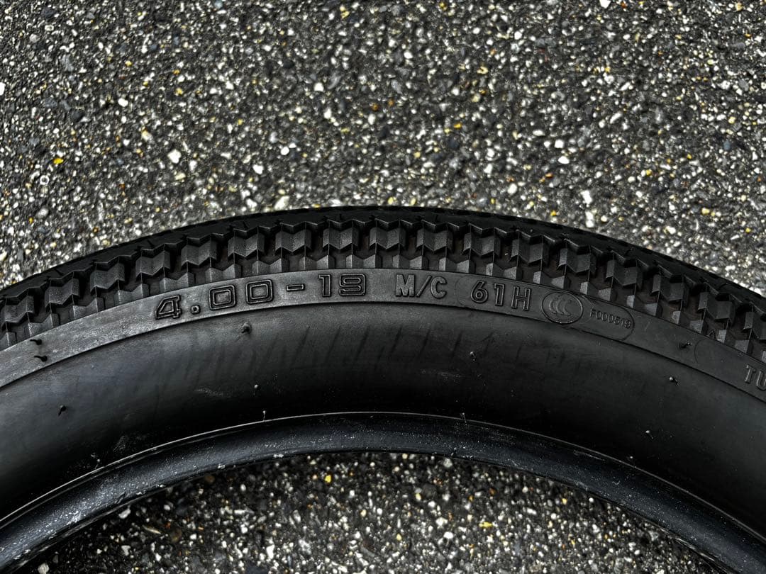 スポーツスター用　シンコー E270 前後二本セット