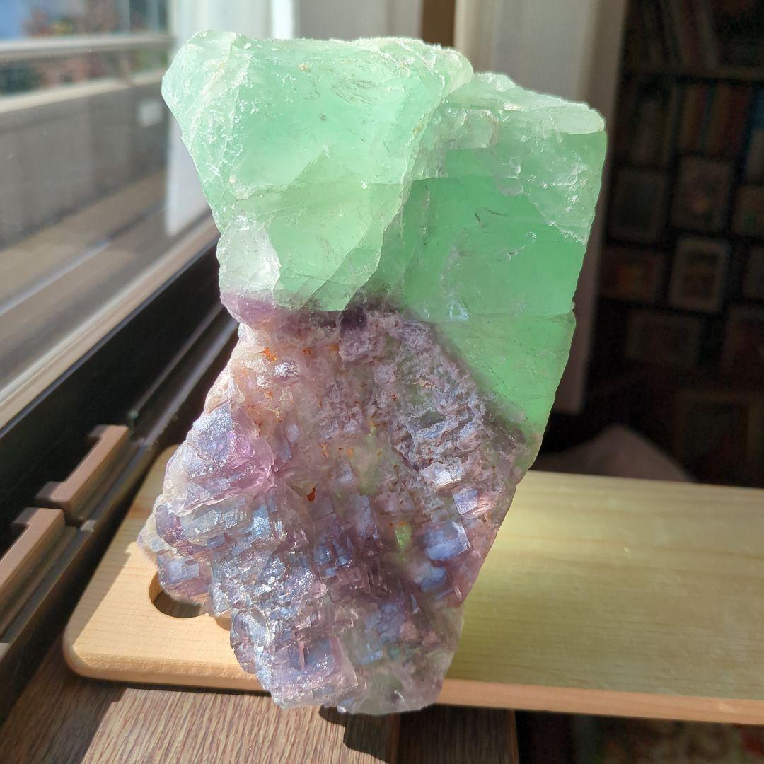 【年末特別セール60％OFF】大きなフローライト原石　パワーストーン　置物