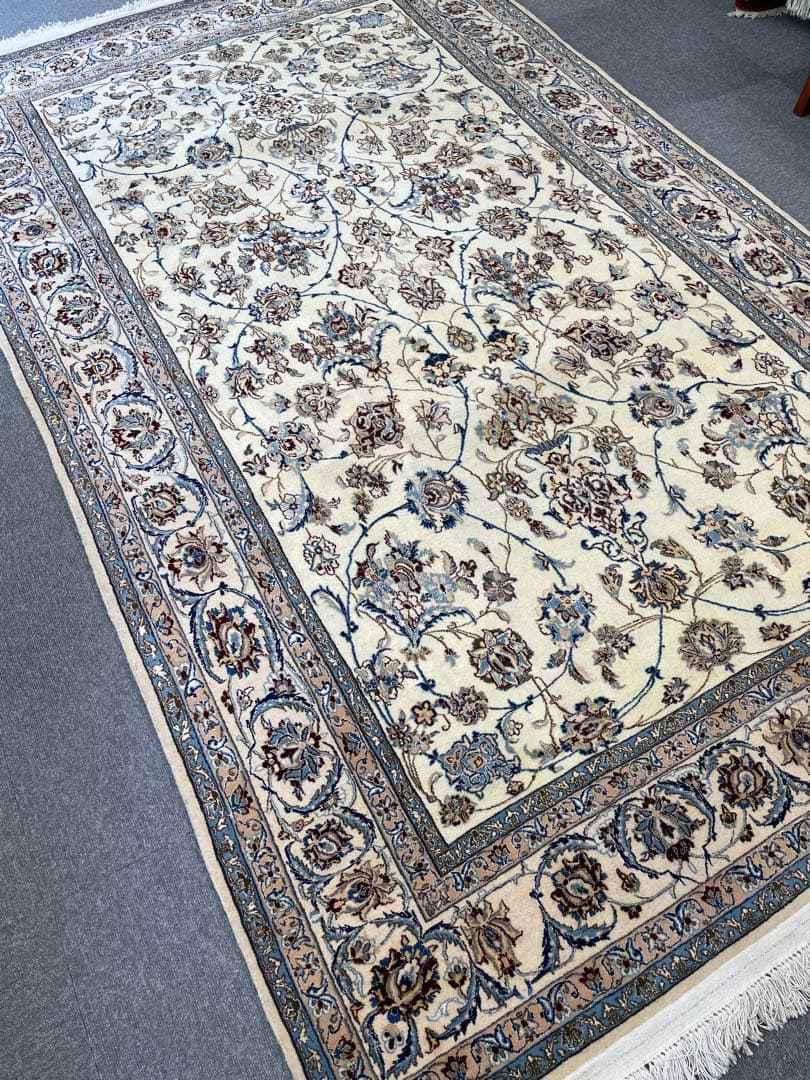 SALE!手織りペルシャ絨毯　ナイン size:248×148cm