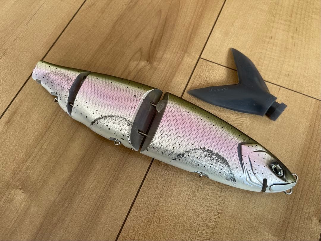 ビッグベイト ルアー drt クラッシュゴースト