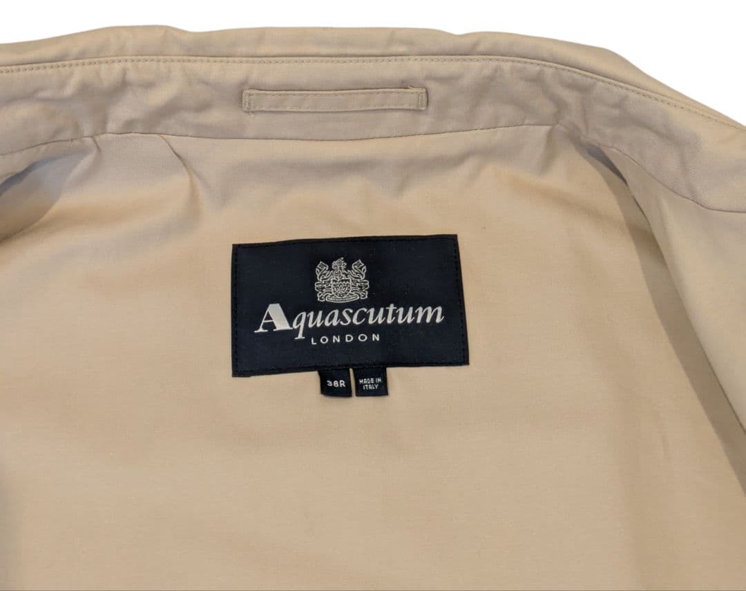 アクアスキュータムLONDON トレンチコート