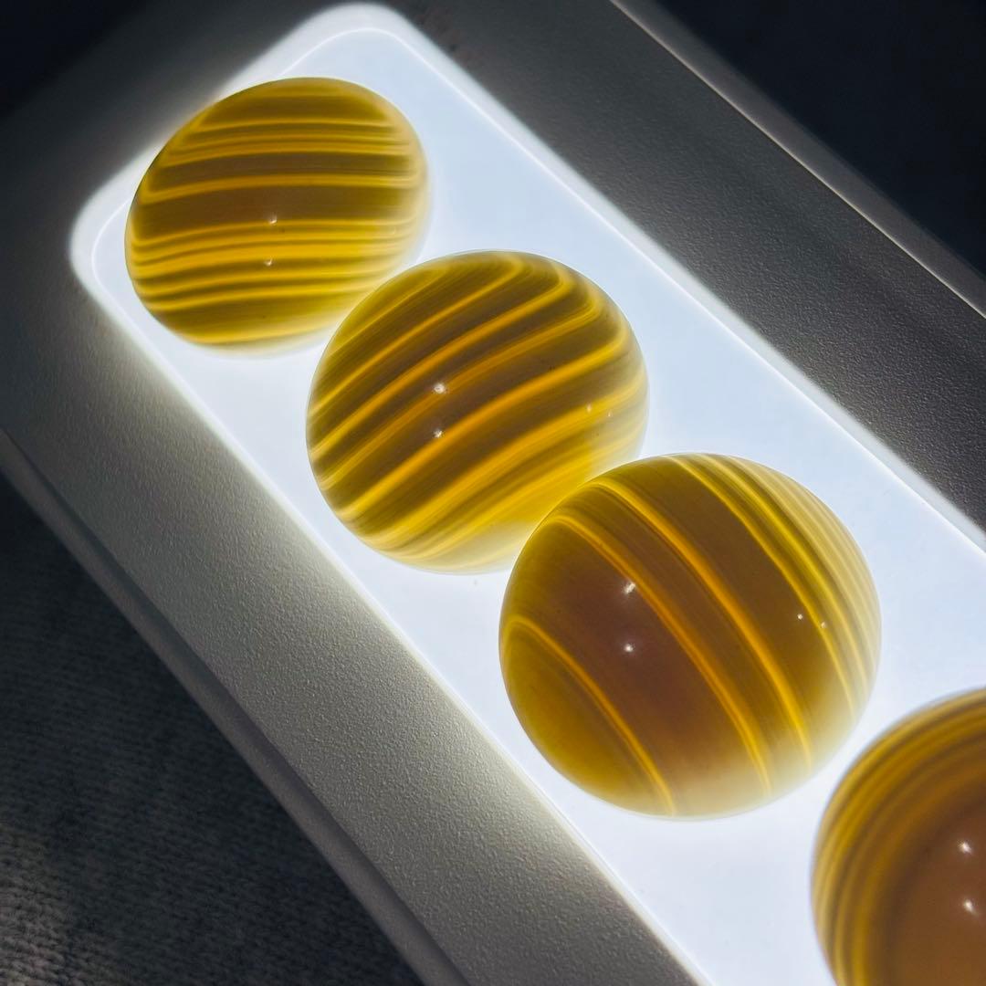 囲碁　碁石　雪印　蛤碁石　那智黒　ケース付き　洗浄済み　ハマグリ180