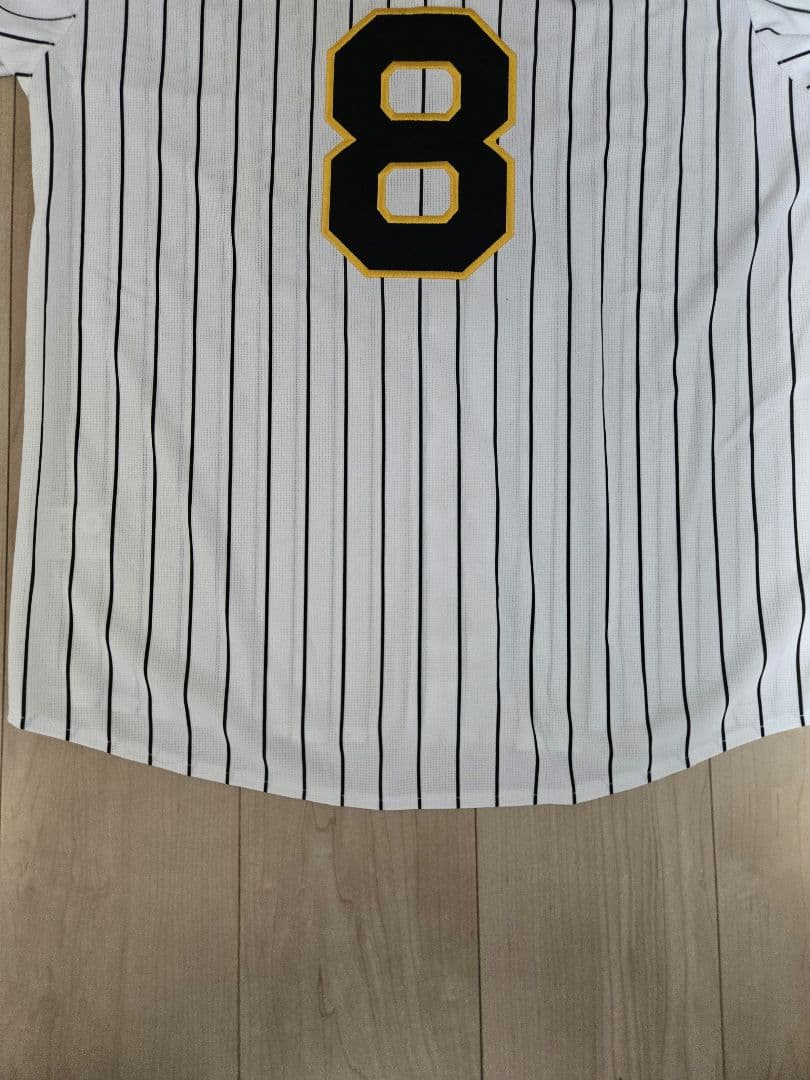 阪神タイガース レプリカユニフォーム 佐藤選手 サイズM