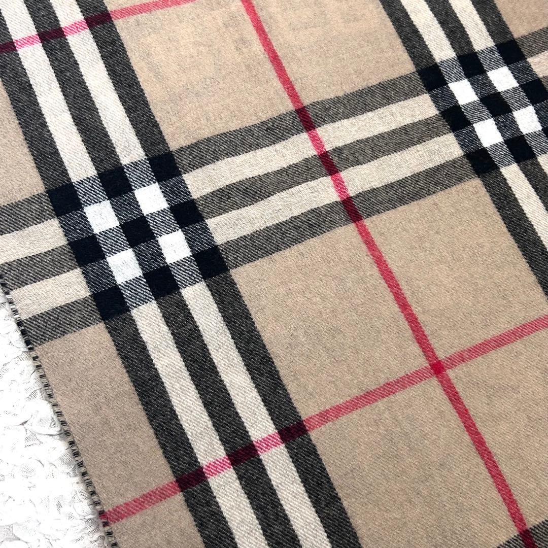 ピーナツさま　バーバリー BURBERRY リバーシブルEKD カシミアストール