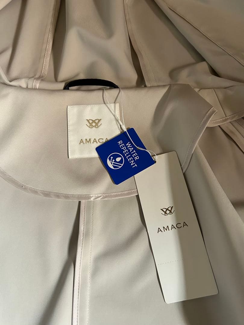 新品　タグ付　アマカ　リモンタサテンショートコート　スプリングコート　Mサイズ