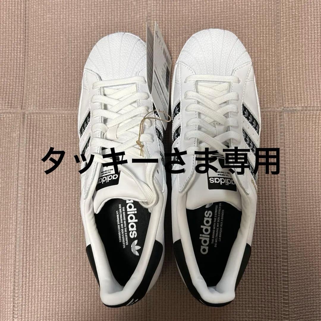 タッキー⭐︎adidas