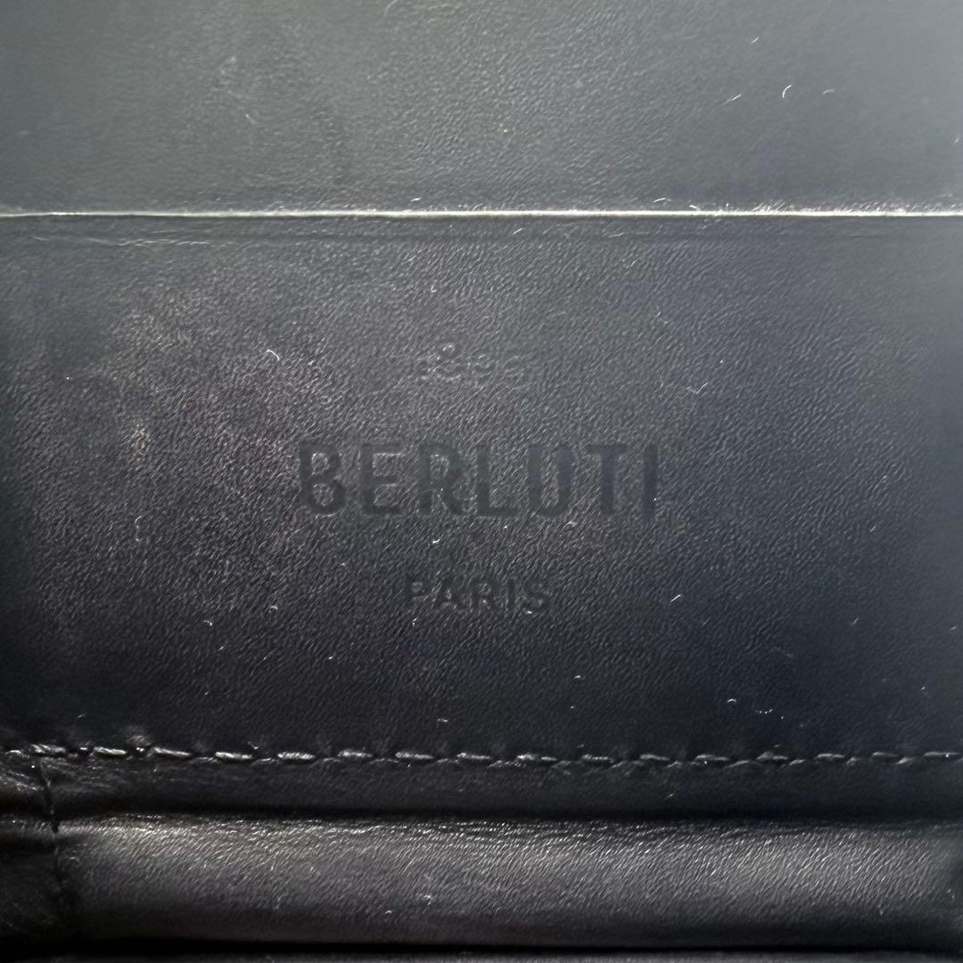 【美品】BERLUTI ベルルッティ　KHAYA ケース　カリグラフィ