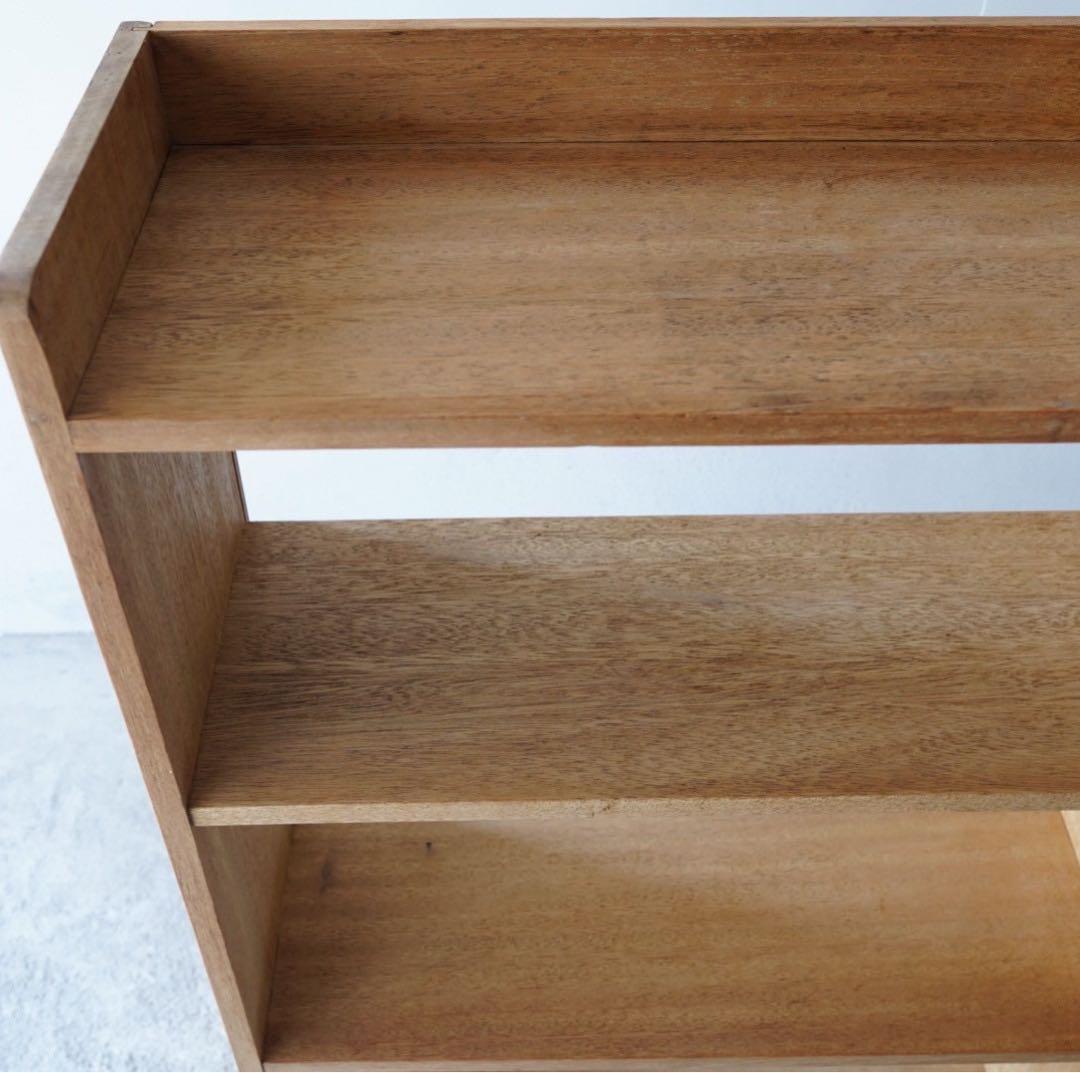 4段のオープンラック