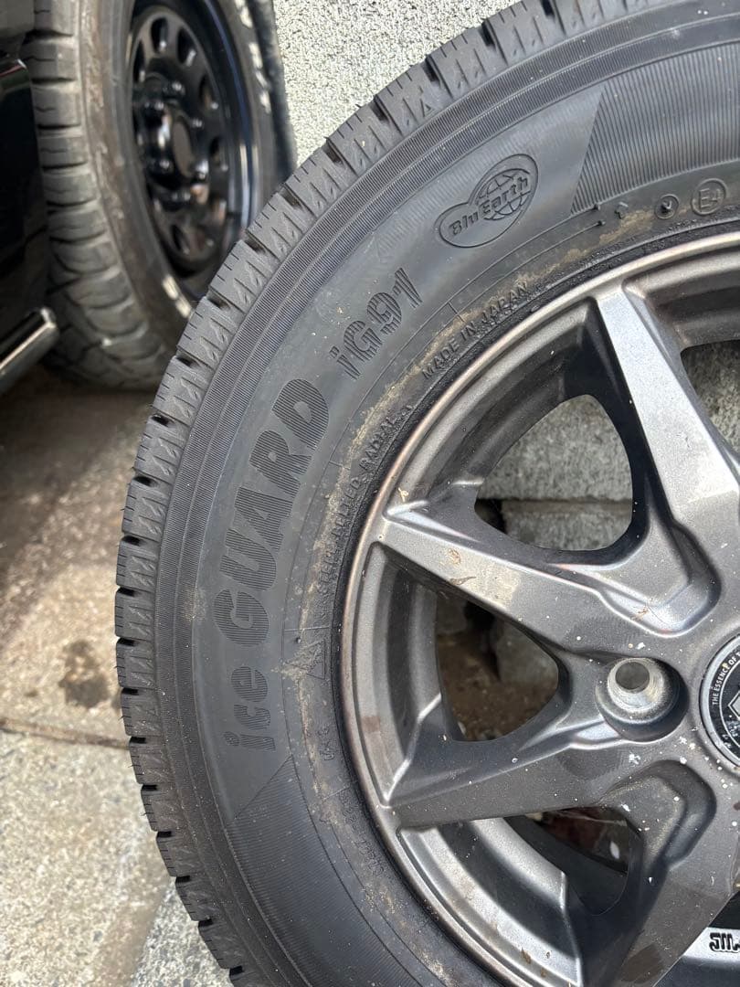 横浜タイヤ12インチ、スタッドレスタイヤ 4本セット