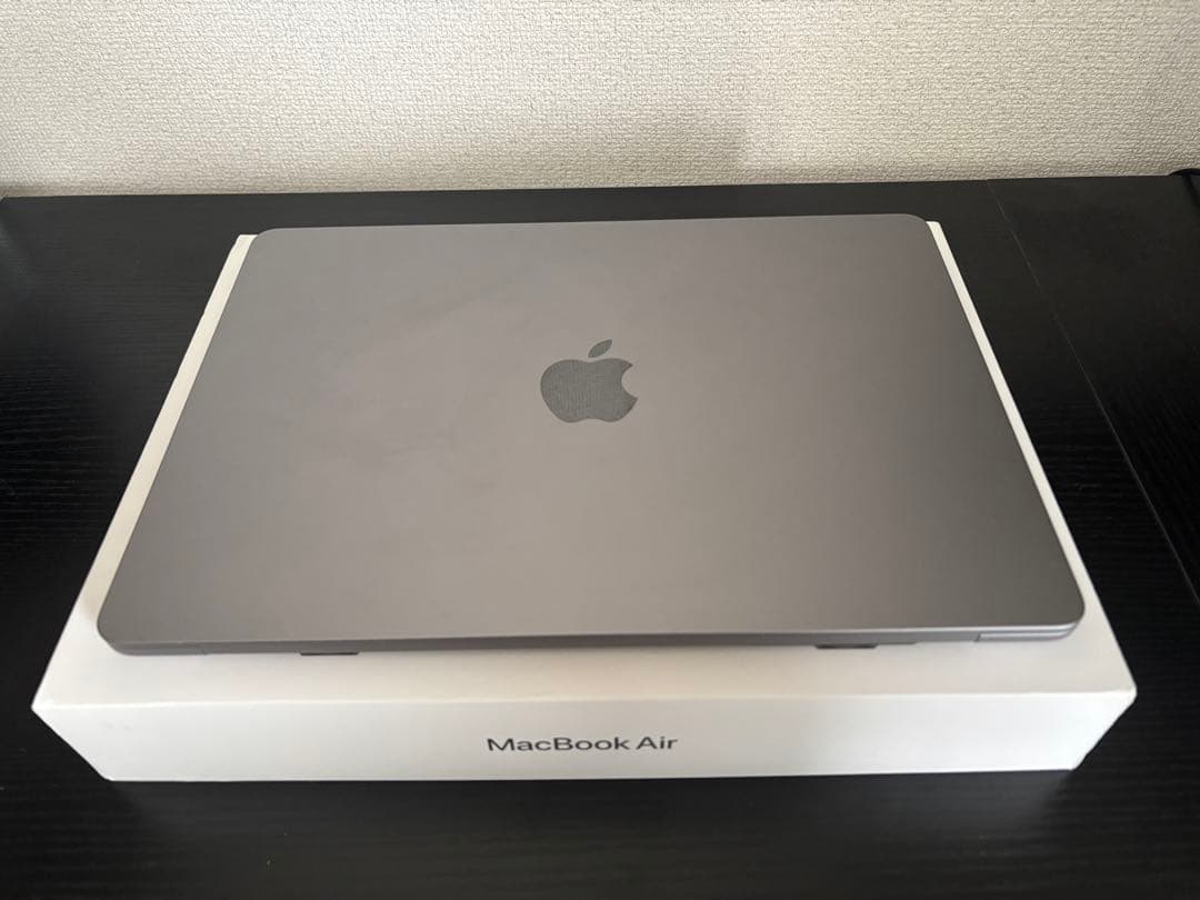 MacBook Air M3本体(16GB、512GB、2024)
