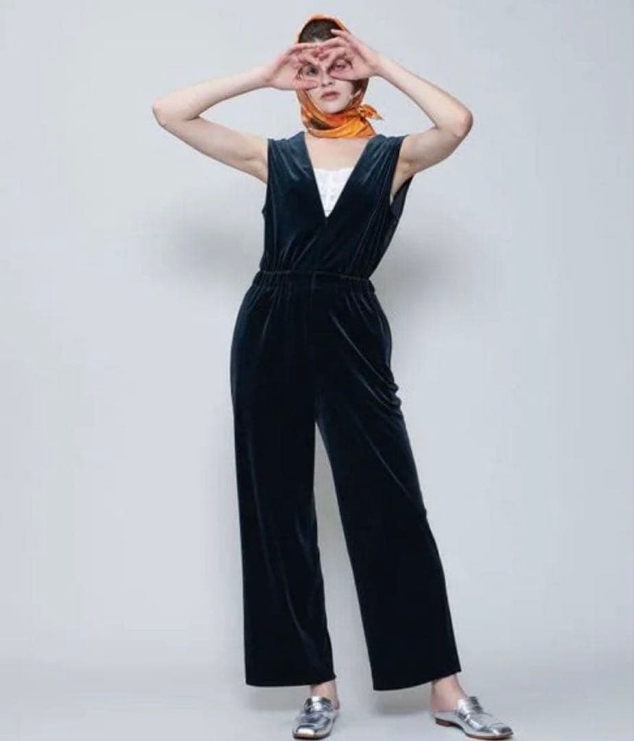 6 （ROKU） ベロア Vネック オールインワン