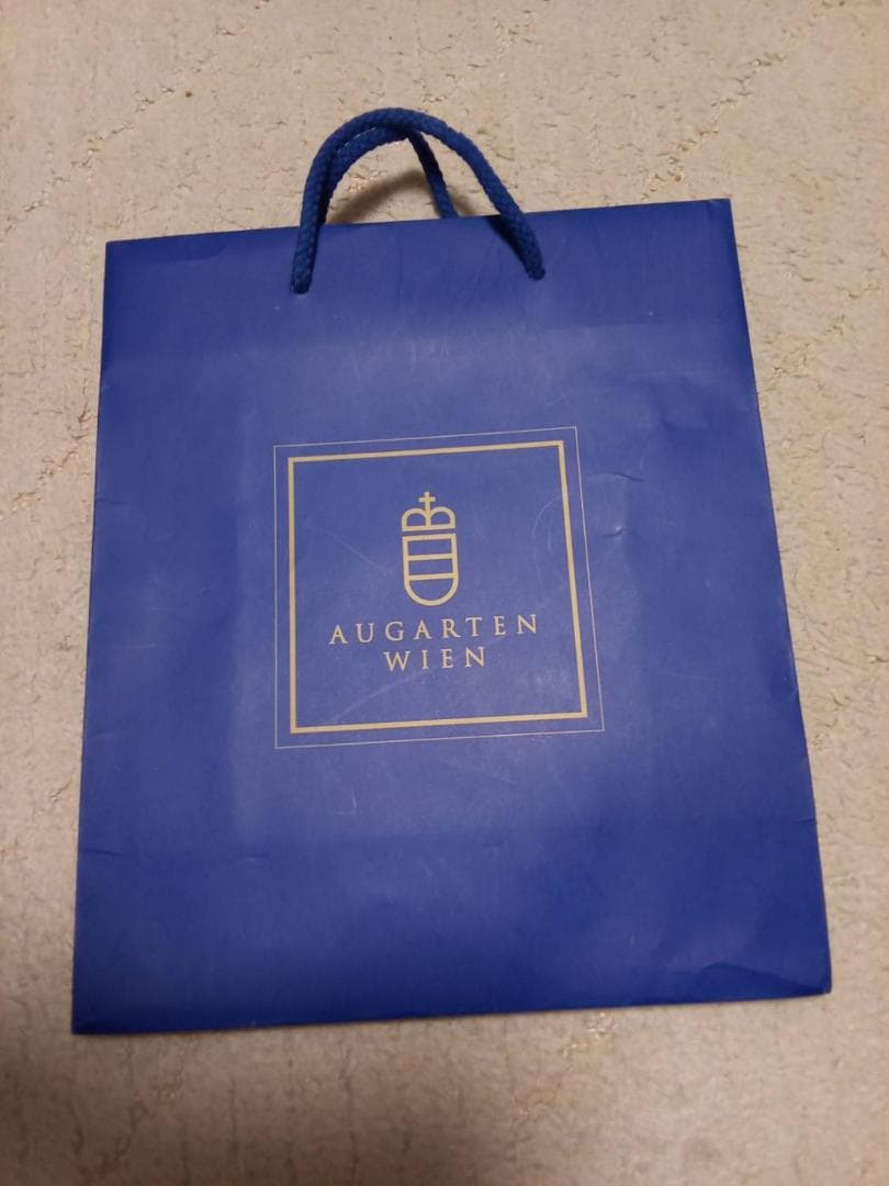 アウガルテン・オールドウィンナーローズ（モーツアルト）カップセットとキャンドルｓ