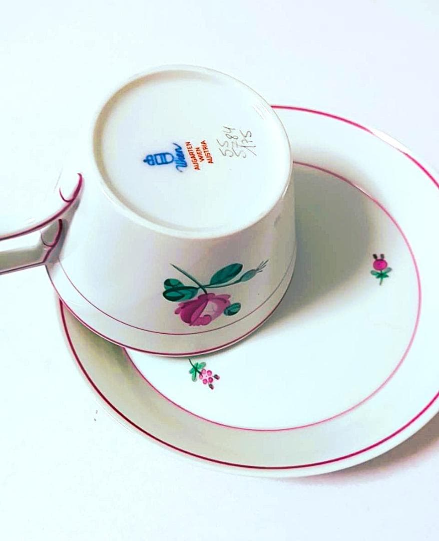 アウガルテン・オールドウィンナーローズ（モーツアルト）カップセットとキャンドルｓ