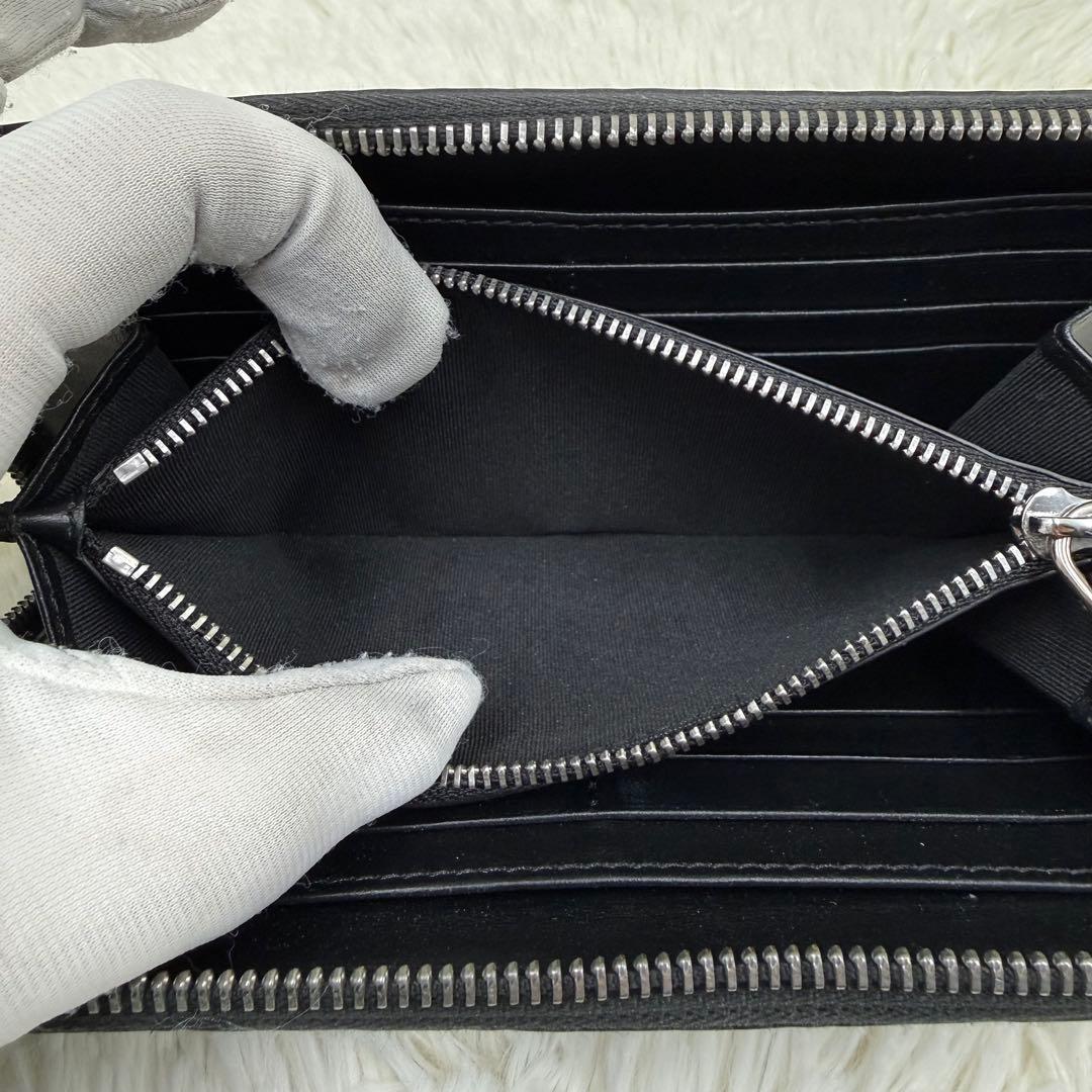 ✨人気✨バーバリー　長財布　TB　モノグラム　ラウンドファスナー　黒