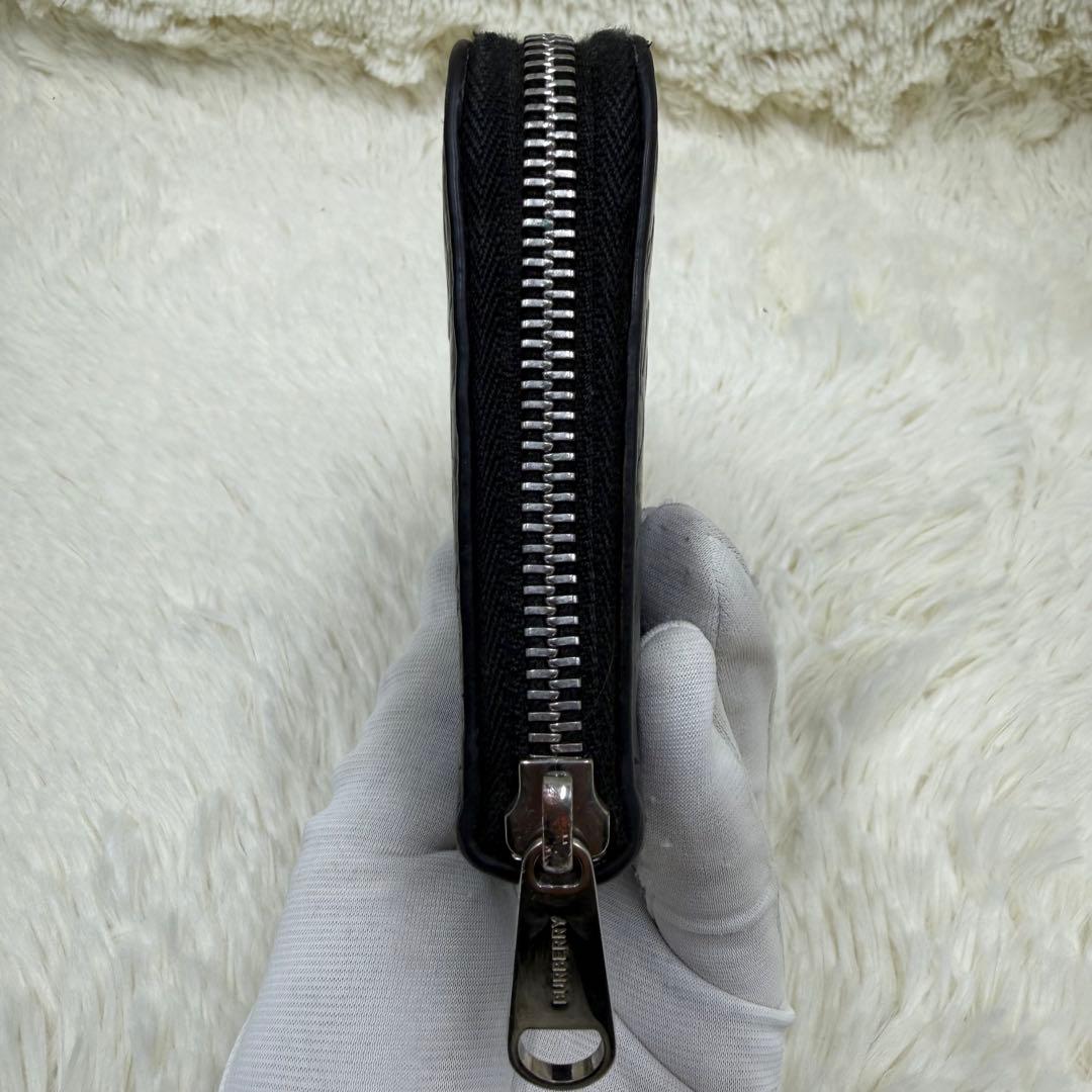 ✨人気✨バーバリー　長財布　TB　モノグラム　ラウンドファスナー　黒