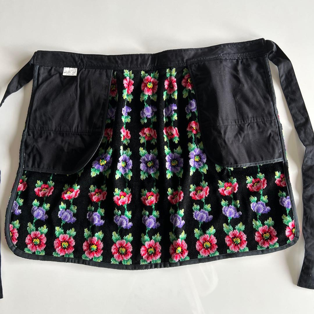 FEILER 花柄エプロン 黒