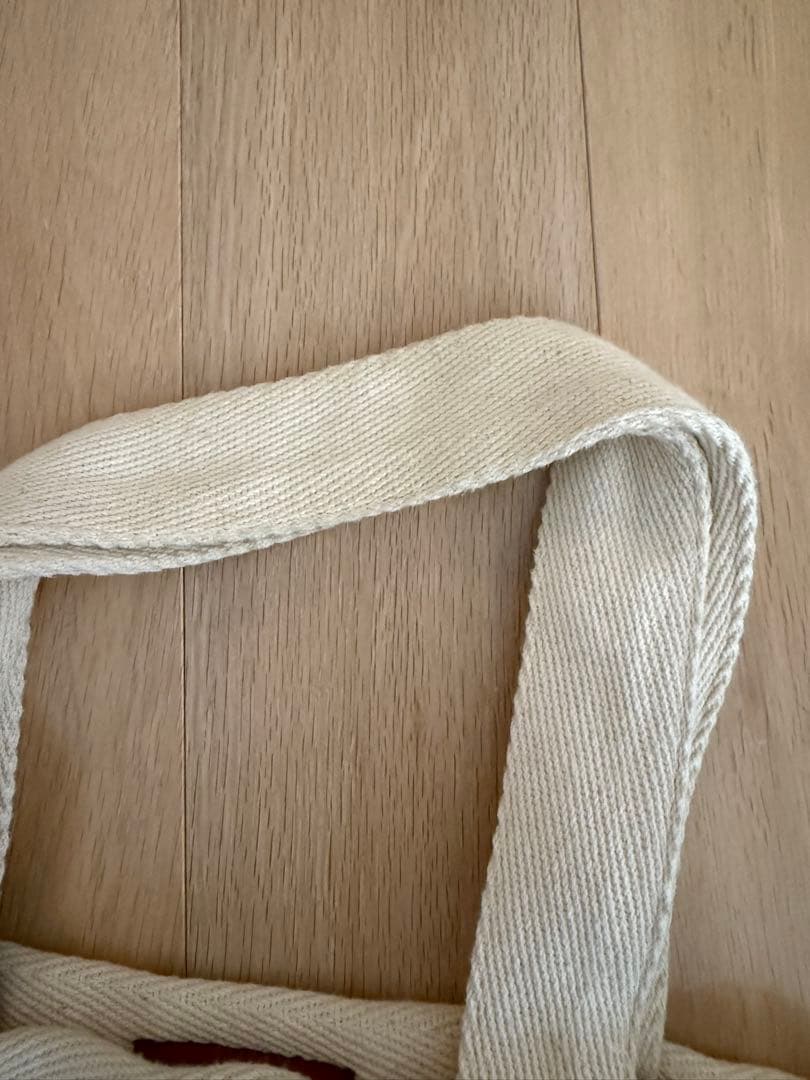 サラグレースで購入アンベッカーロゴトートバッグ