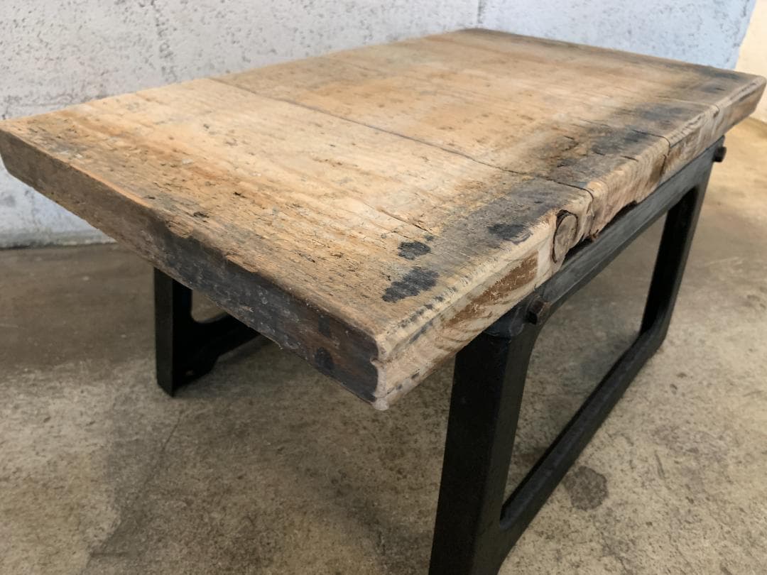 フランス アンティーク 古材 アイアン ローテーブル　ベンチ スツール 展示台