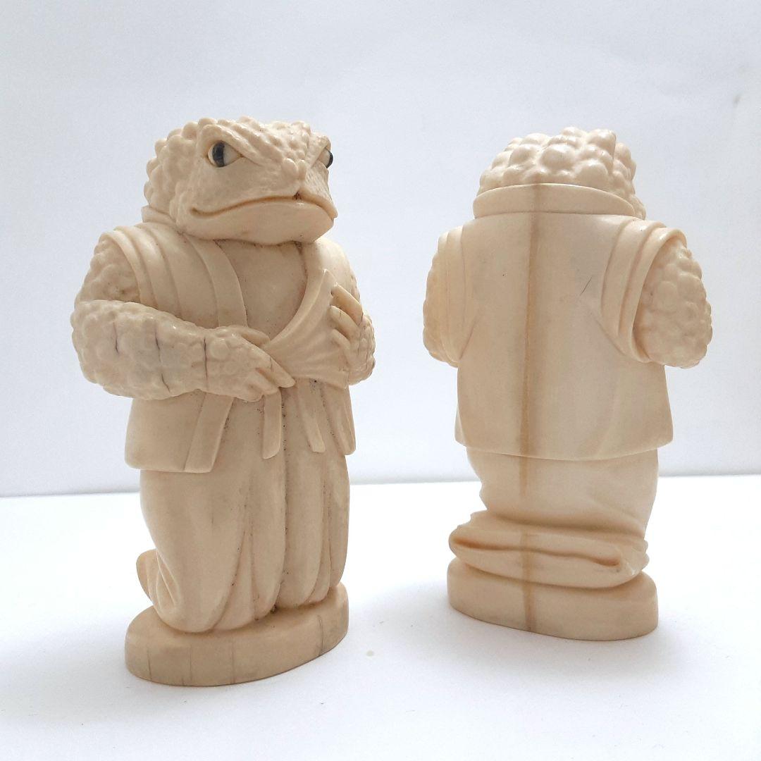 Y1238 極上 細密彫刻 カエル チェス駒 32体 総重量2087g