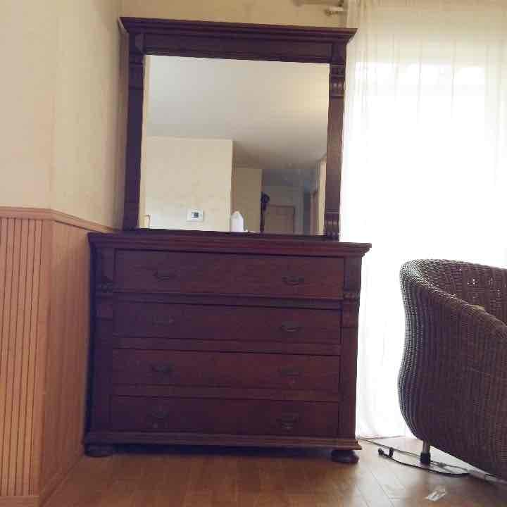 鏡付きチェスト