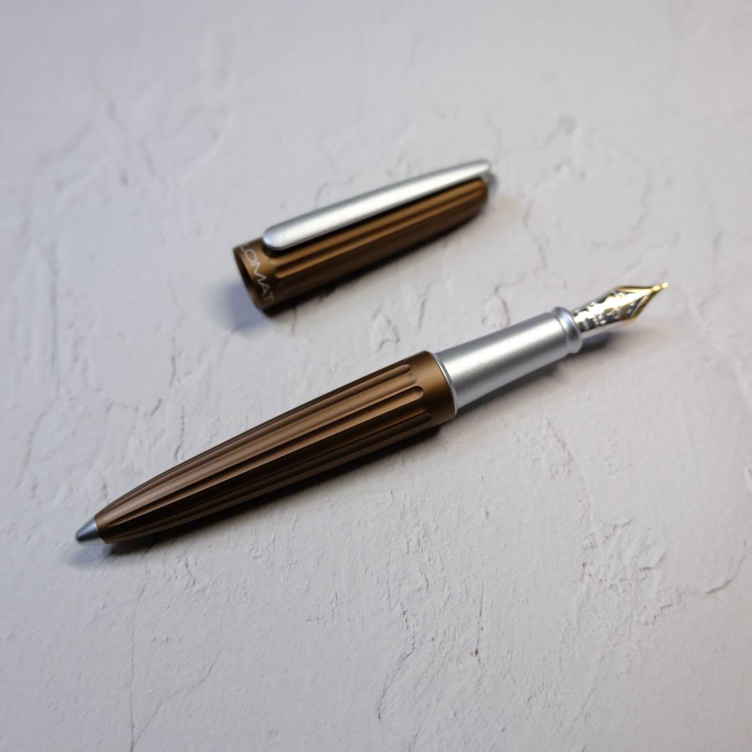DIPLOMAT 万年筆 14金 細字 ブラウン 新品未使用