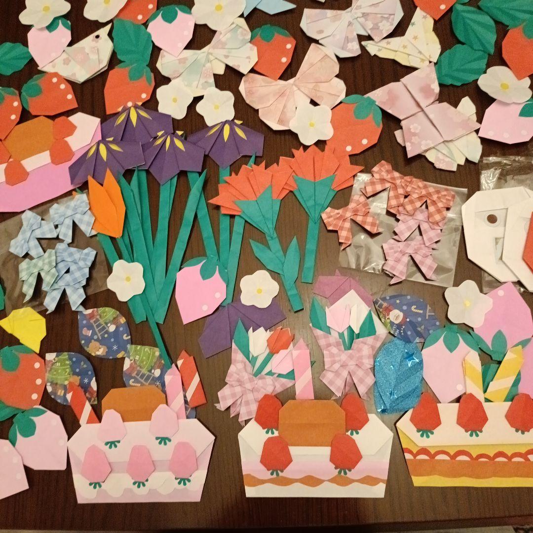 【紙の整理】折り紙ハンドメイド　春壁面　100枚程　花　ケーキ　おまとめ売却済