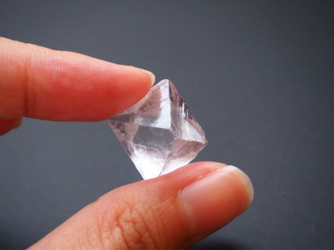 フローライト　イリノイ産　クリアパープル　蛍石　鉱物【C5】