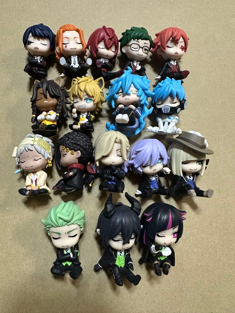 は*る様 肩ズンFig. ディズニー ツイステッドワンダーランド　ツイステ