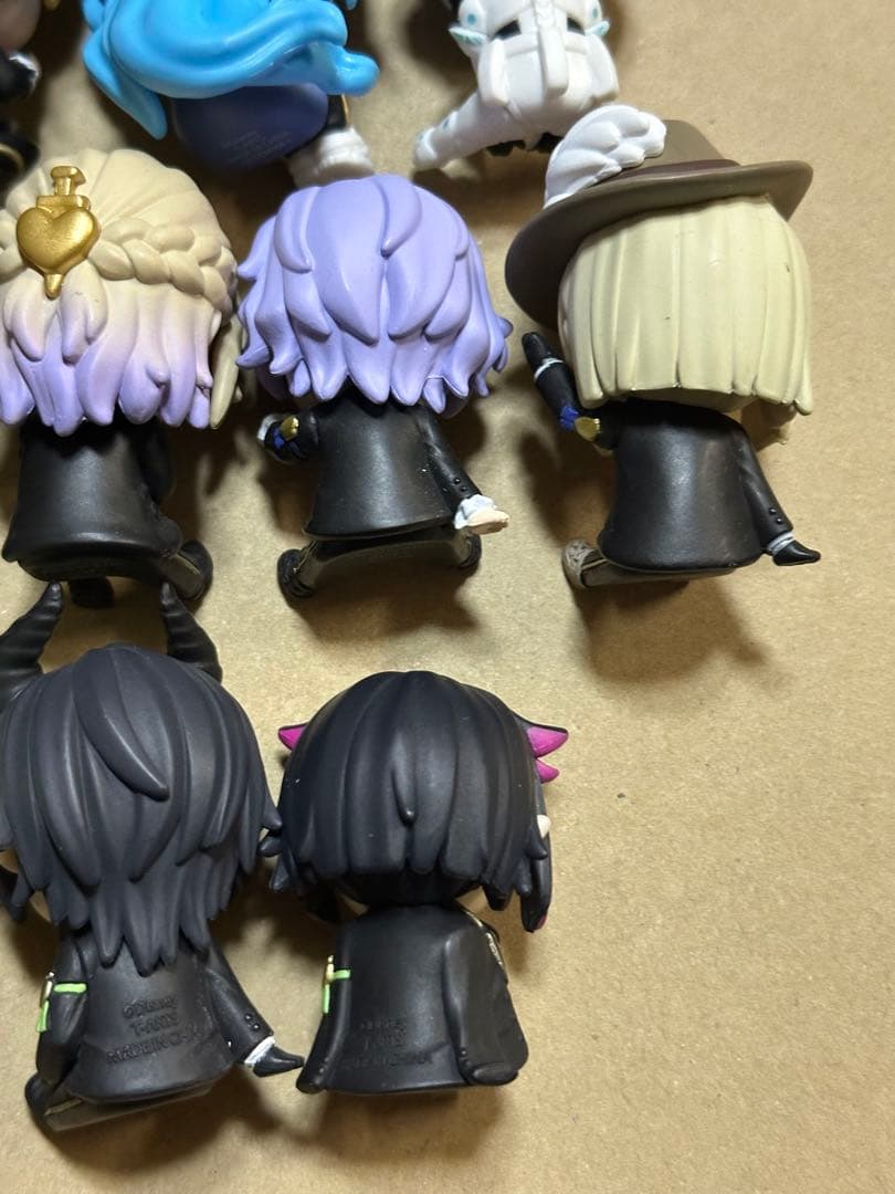 は*る様 肩ズンFig. ディズニー ツイステッドワンダーランド　ツイステ