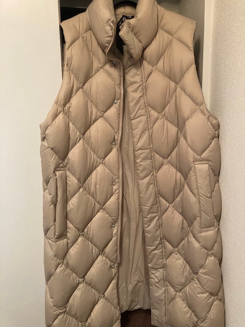 【TAION/タイオン】別注ダイヤキルトダウンジレ