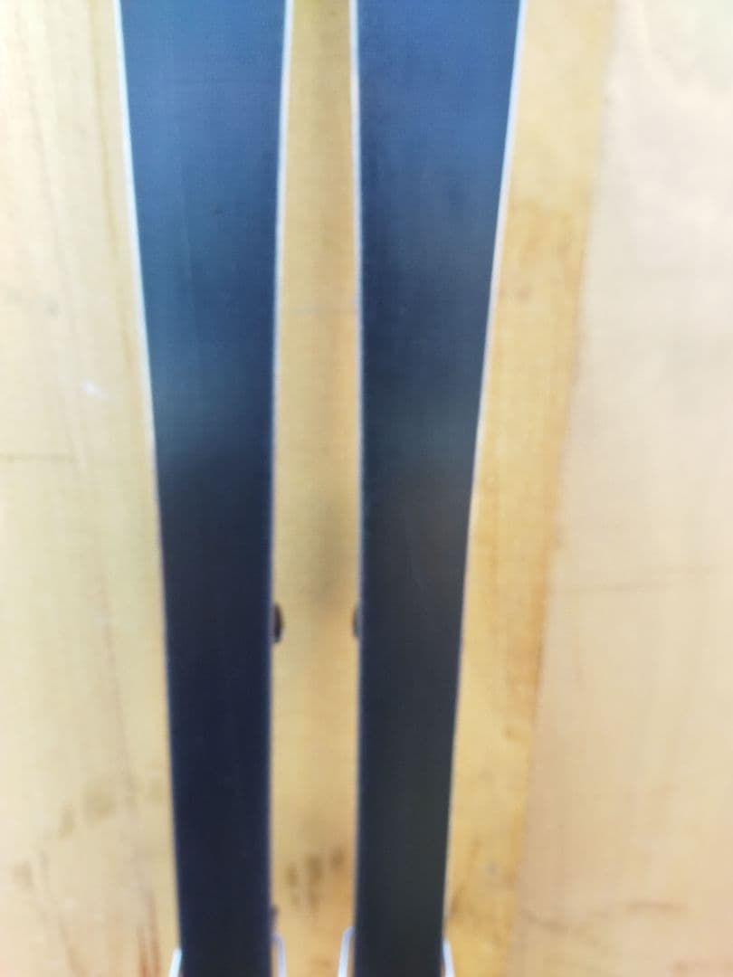 エラン 　ELAN スキー　板 MORPHEO PRO 140 赤・黒・白