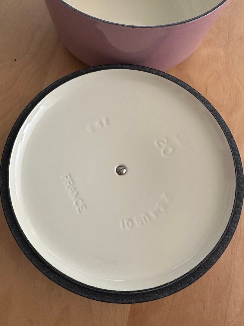 ル・クルーゼ　両手鍋　20cm ピンク　美品