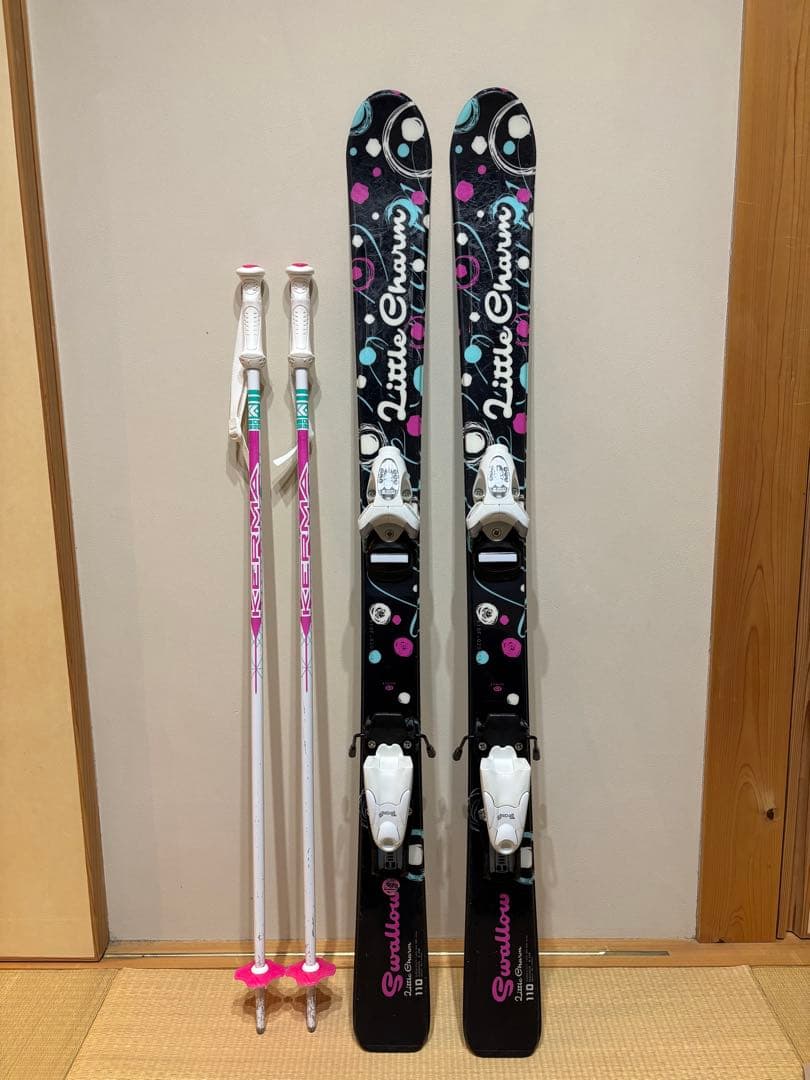 110cm ガールズジュニアスキー4点セット板、ビンディング、ブーツ、ストック付