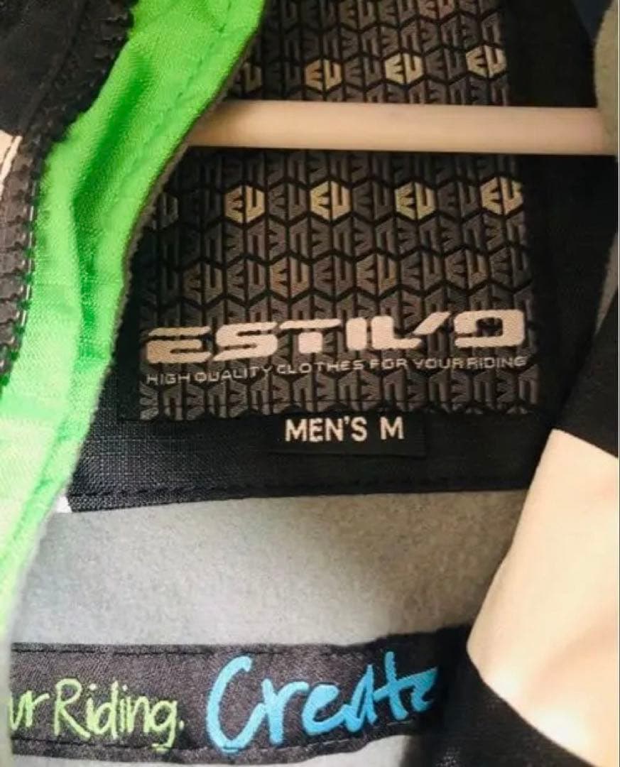 だ*だ様 エスティボ　スノーボードウェア　つなぎ　Mサイズ