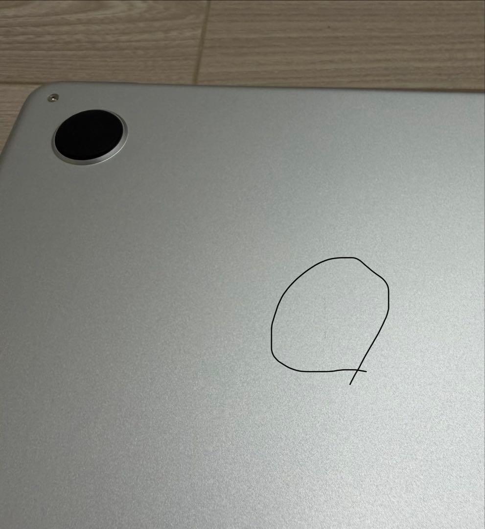 M2 MacBook Air（2022年モデル）シルバー