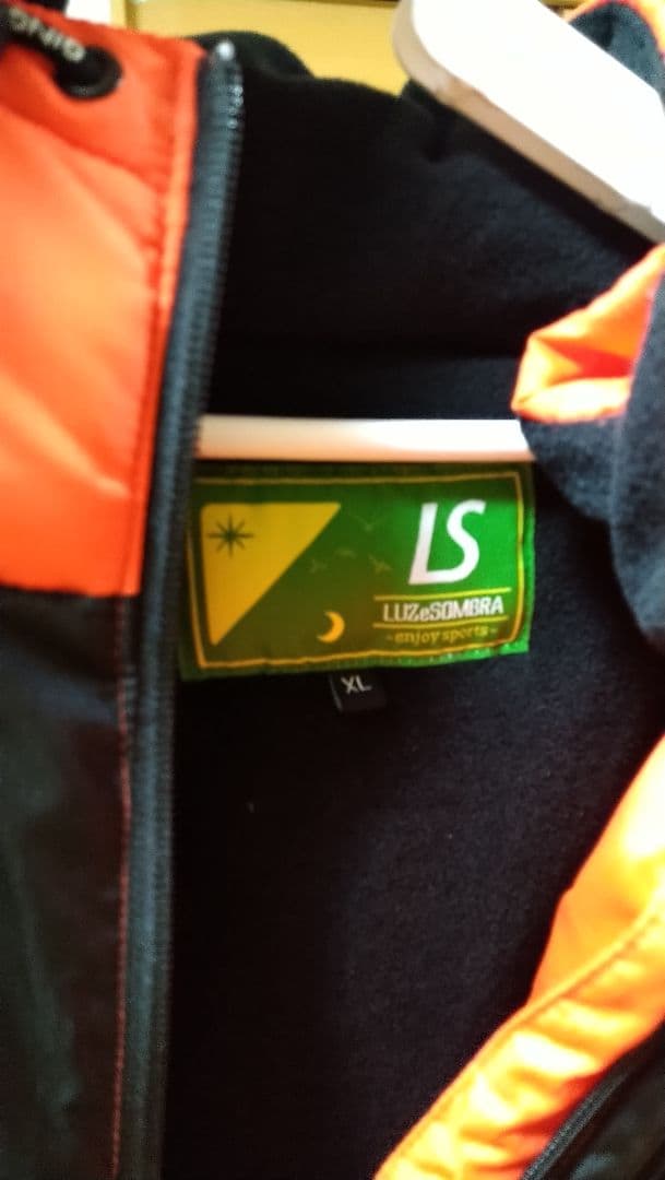 GENIOルースイソンブラ フード付き中綿コート