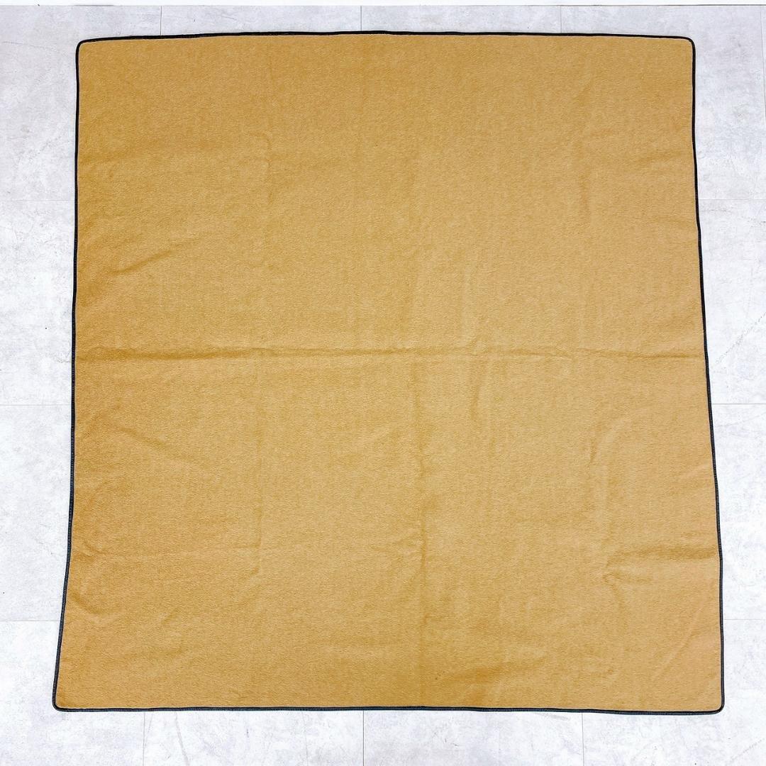 GUCCI ラグ／ブランケット風 マット 約148×140cm ダメージあり