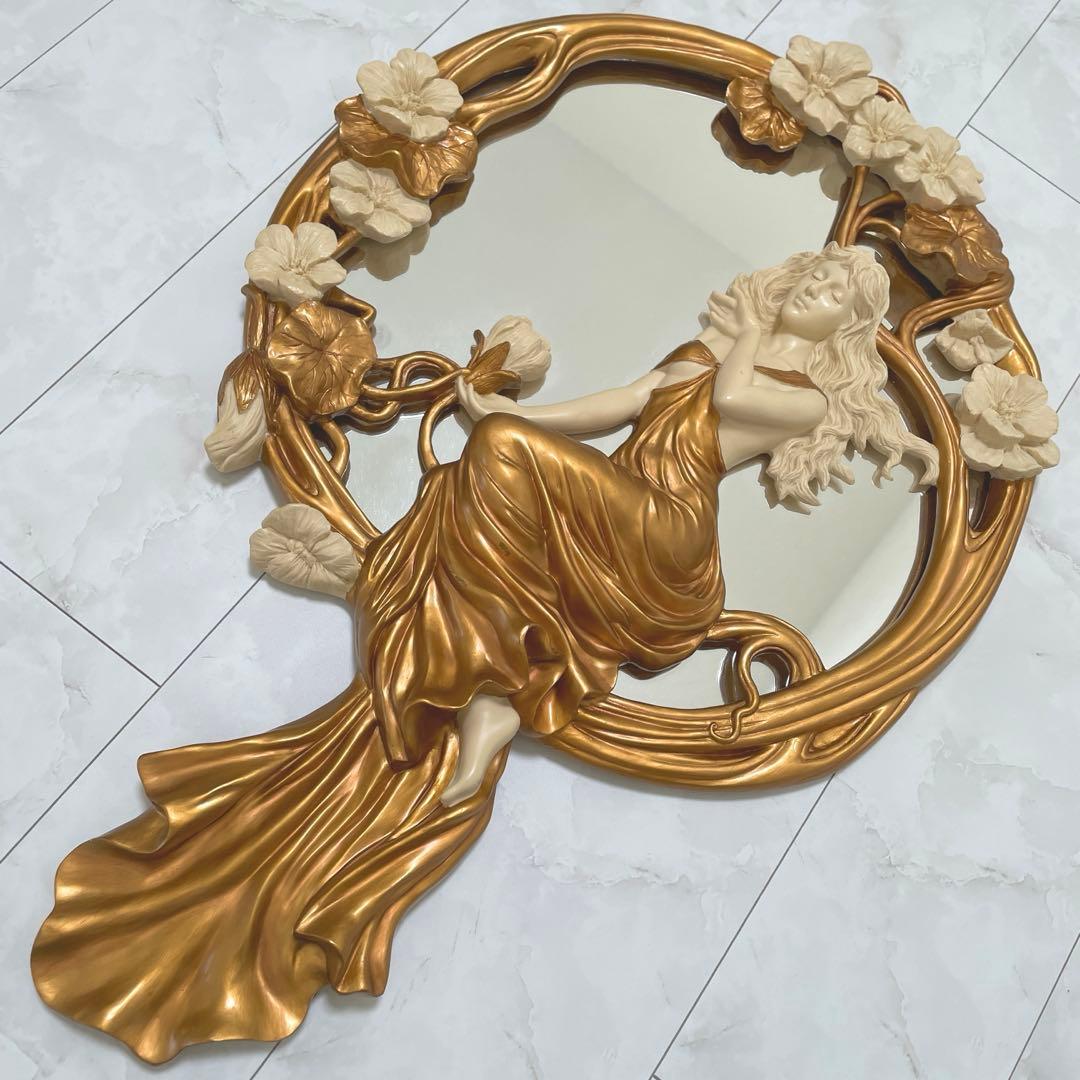 アール・ヌーヴォー　壁掛け鏡