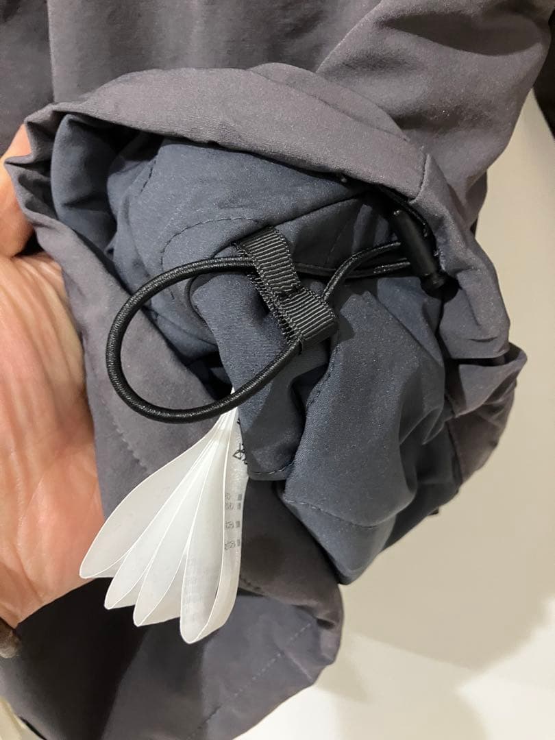 ラフロッグ　ナイロン　ピステ　トレーナー　グレー　完売品