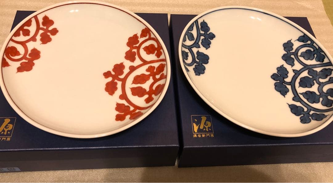 源右衛門窯　皿　二枚