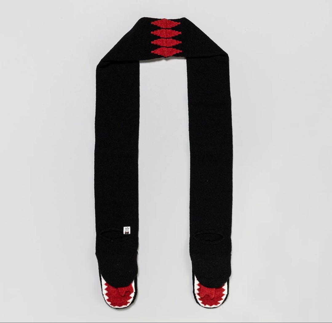 ヒグチユウコ ギュスネイクマフラー