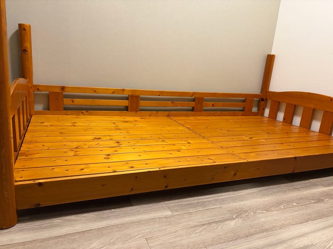 木製シングルベッドフレーム