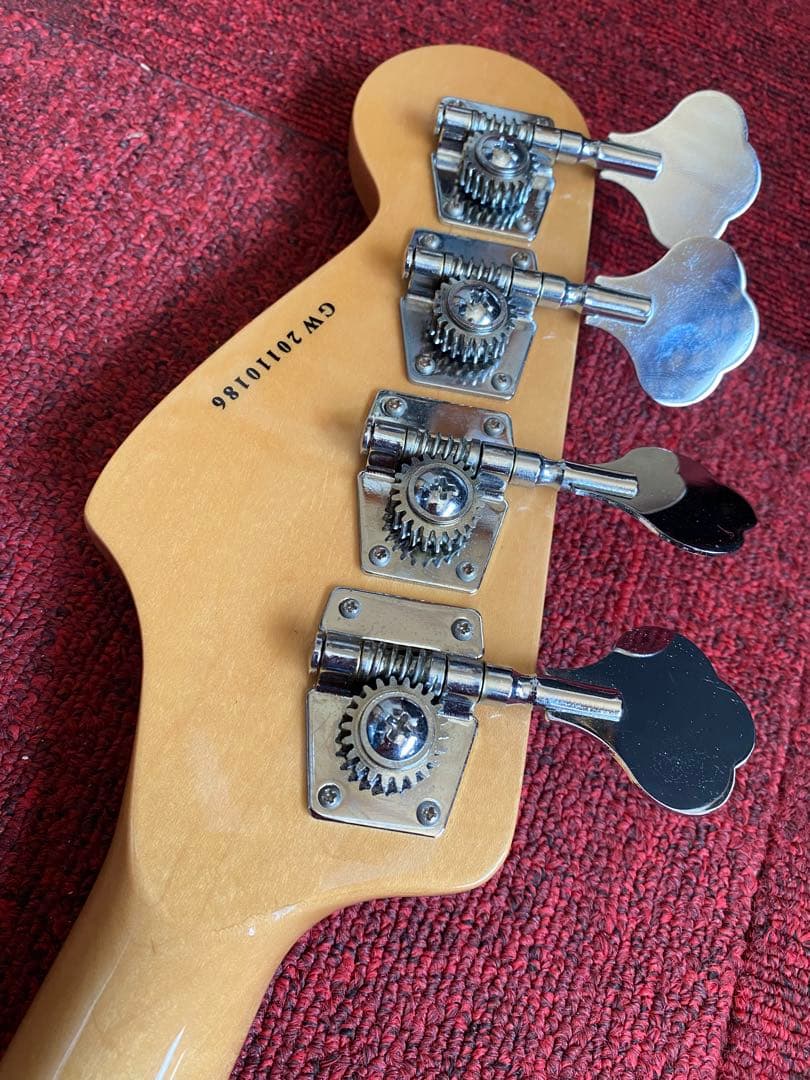 grass roots エレキベース