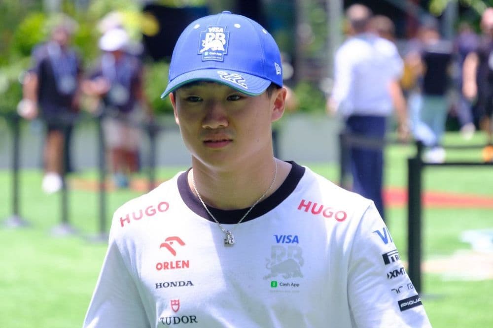 ついに昇格！ビザ・キャッシュアップ　角田裕毅&D.リカルド直筆サイン