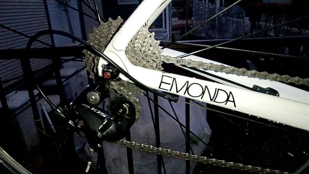☆超美品☆トレック　エモンダs5　105　EMONDA　ペダル無し　送料元払い
