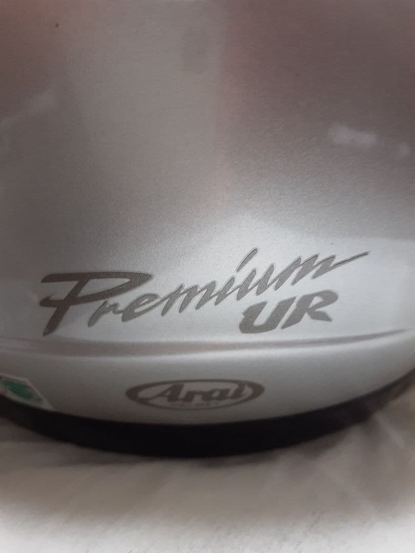 Arai UR Series フルフェイスヘルメット シルバー