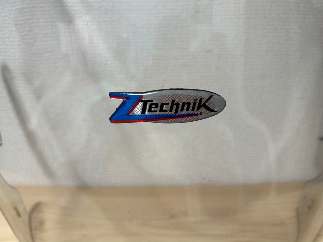 b*u様  R1150R/R850R用ZTECHNIK製ウインドスクリーン