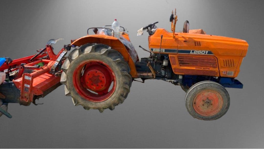 値下げ:（引取限定）クボタ L2601トラクター 耕運機付き