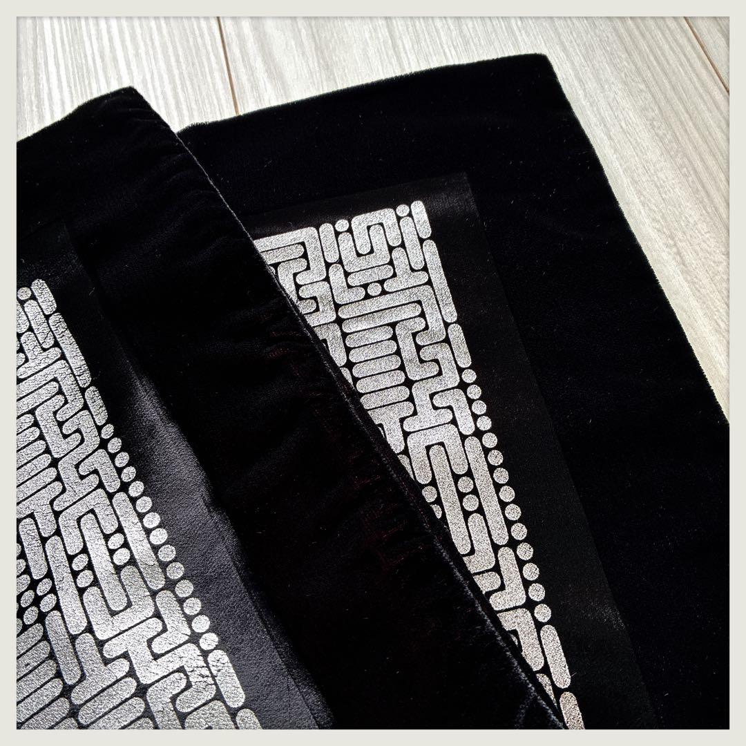 スコティッシュヴィンテージ　クッションカバー　黒+赤と黒+青2枚組セット