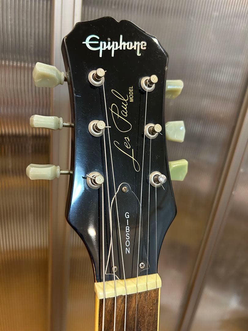 ギター Epiphone Les Paul Standard EMG 81 85